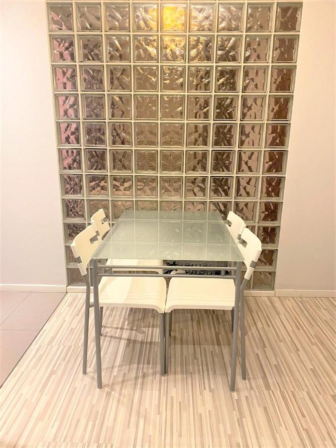 Apartment Secret 3 *